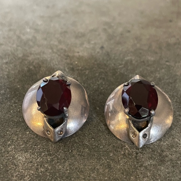 Pair Vintage Sterling Silver Castlecliff Earrings - Picture 6 of 8